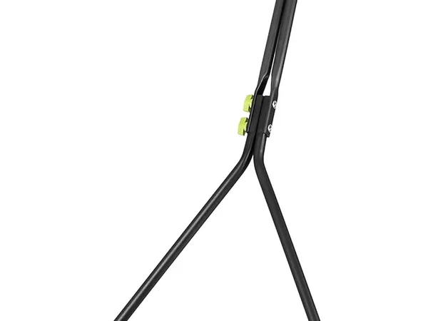 Earthwise 1715-16EW 16 in 7-Blade Push Reel Mower — fotografía de producto de la cortadora helicoidal manual sobre fondo liso
