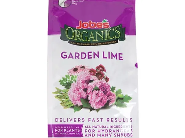 Jobe's Organics Garden Lime (6 lb) — fotografía de producto de la enmienda de suelo sobre fondo liso