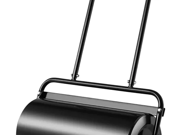 Outvita Lawn Roller, 13 galones, relleno de agua o arena — fotografía de producto del rodillo de tambor de empuje o remolque sobre fondo liso