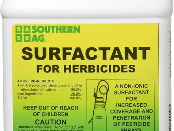 Southern Ag Non-Ionic Surfactant for Herbicides (16 oz) — fotografía de producto del coadyuvante de pulverización sobre fondo liso