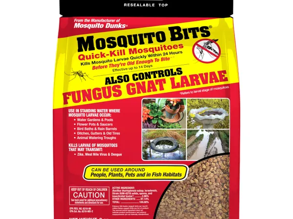 Summit Mosquito Bits, 30 oz — fotografía de producto del larvicida biológico para mosquitos sobre fondo liso