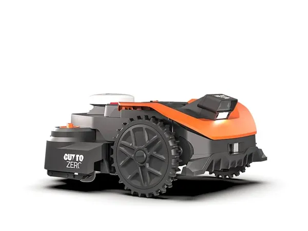 WORX Landroid Vision Cloud Robotic Mower (WO7144) — fotografía de producto de la cortadora robot sin cable sobre fondo liso